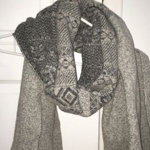 BWOT wool scarf